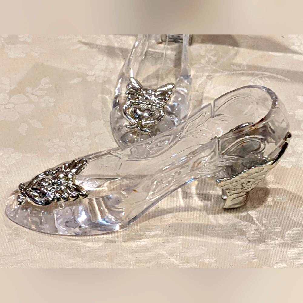 Wedding place card holders, Cinderella, plastic, table favors, 40